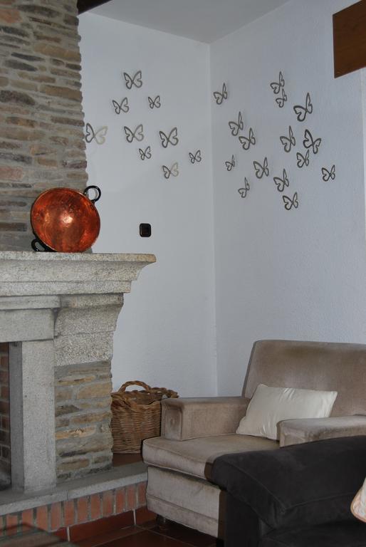 Casa Rural La Cuadraa Linares de Riofrío Exteriör bild